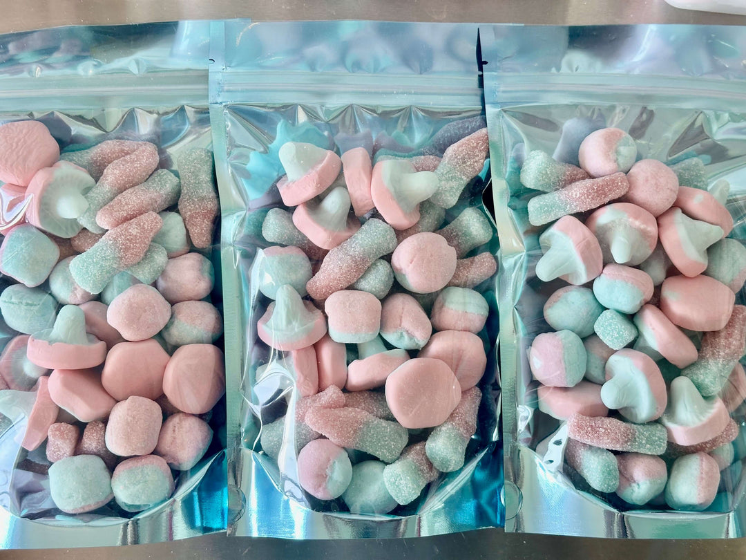 Bubblegum Soft & Hard Candy Mix showcasing a variety of sweet, sour, soft, and chewy bubblegum-flavored candies.